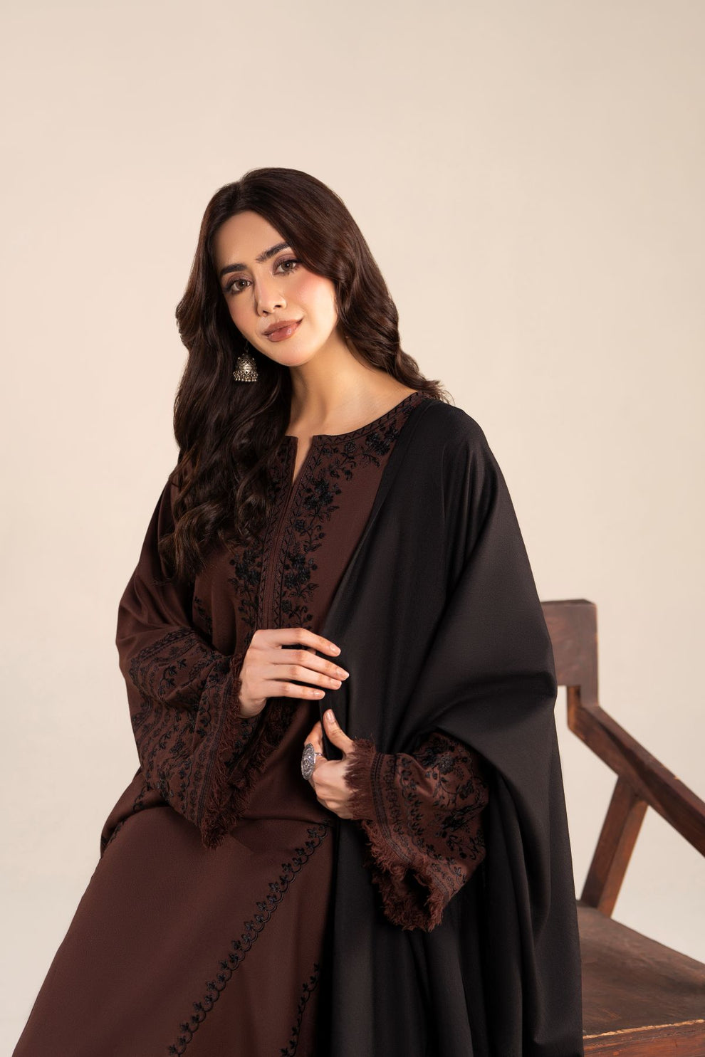 Talaash 3 piece